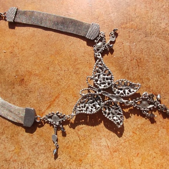 Necklace Choker - Picture 6 of 7